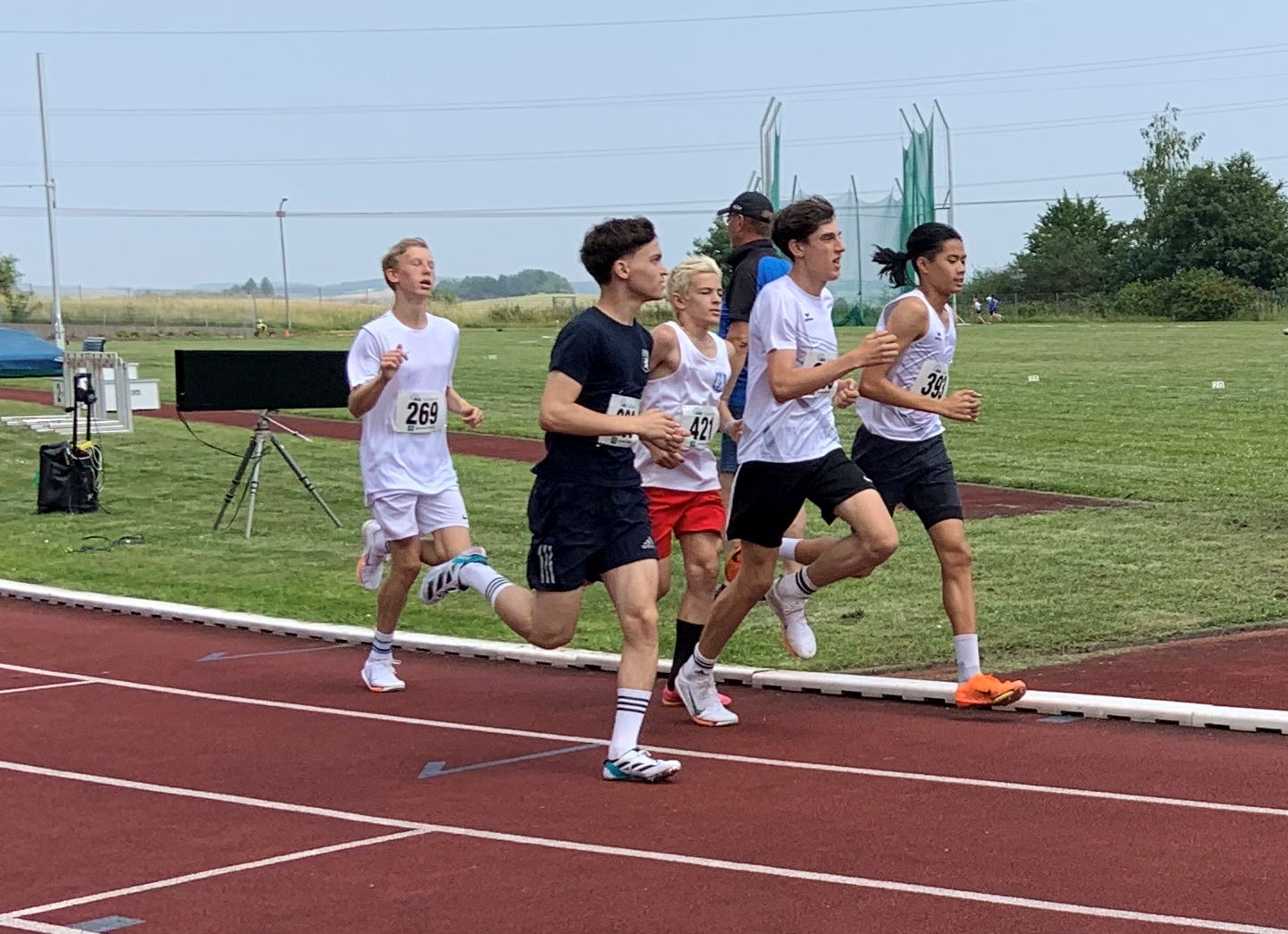 Johannes über 2.000 m noch abwartend